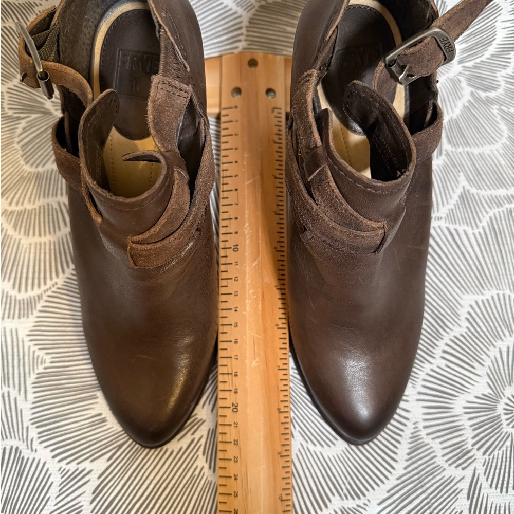 New w/tags Frye Celeste Artisan Shootie Bootie Sz 9.5 - Picture 3 of 6